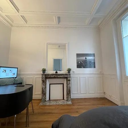 Cosy, 14eme Apartment